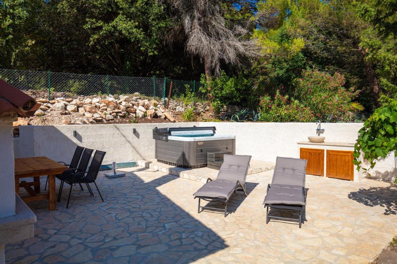 Al Pino Blue Property Premantura Exteriér fotografie