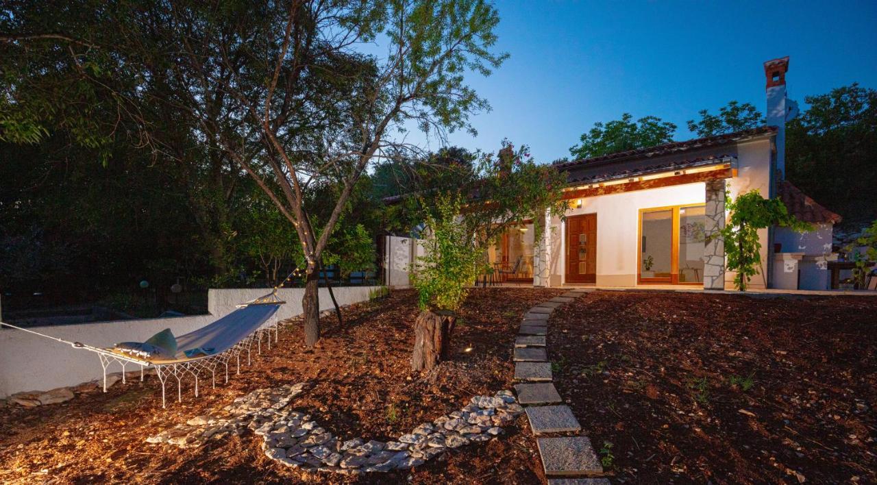 Al Pino Blue Property Premantura Exteriér fotografie