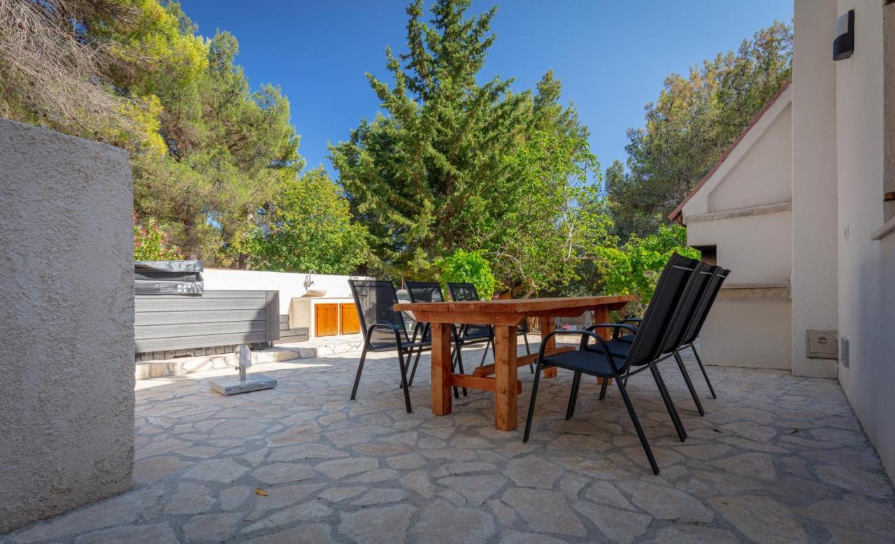 Al Pino Blue Property Premantura Exteriér fotografie